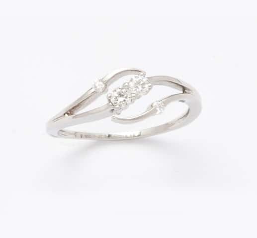 R10275 platinum diamond ring